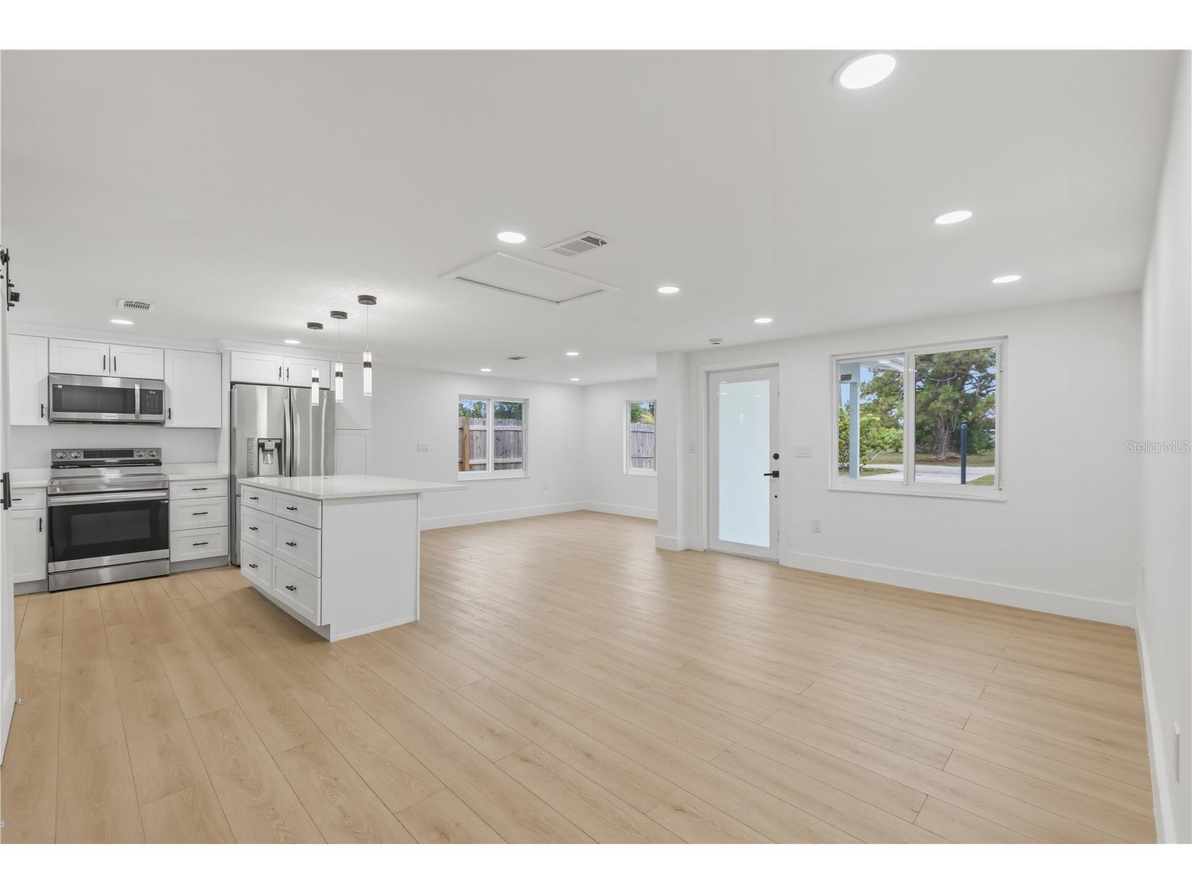 45 Euclid Avenue Englewood FL 34223 A4695519 image6