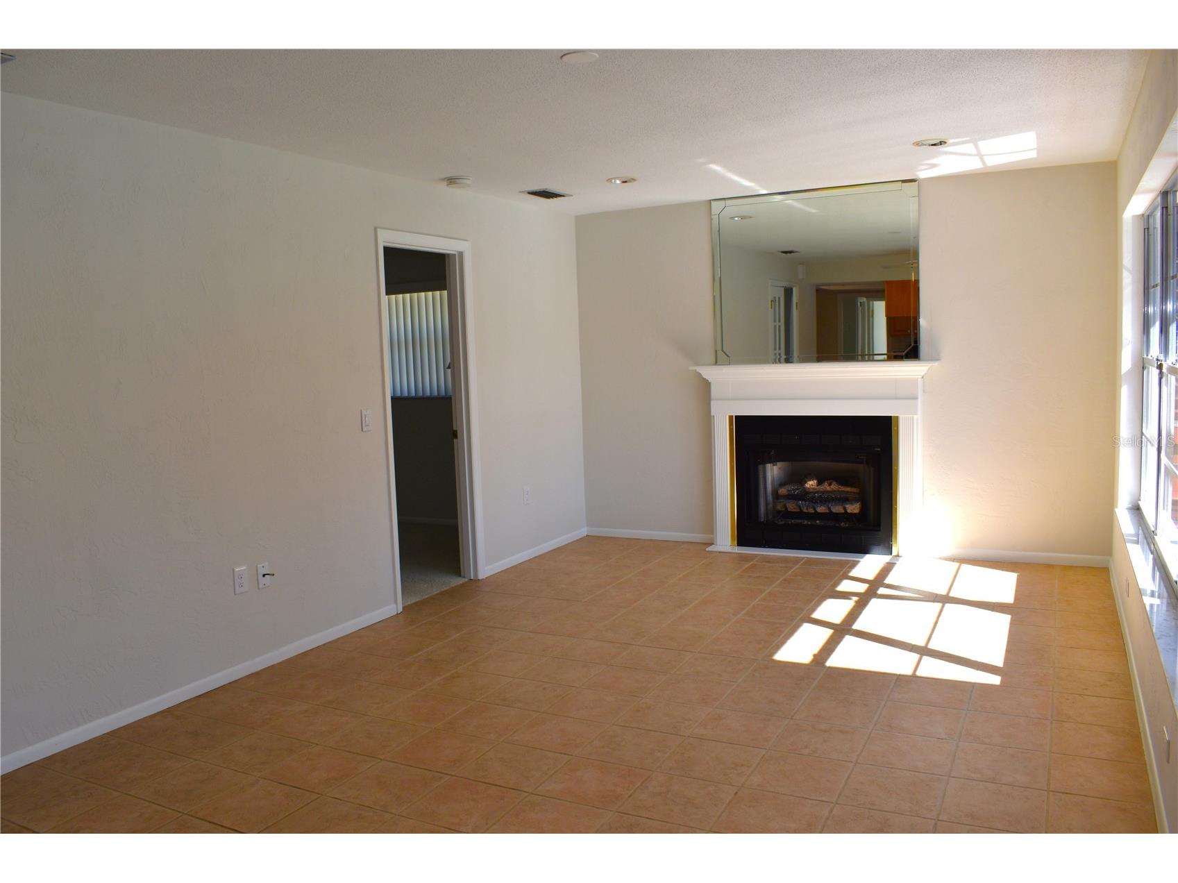 45 Lantana Drive Debary FL 32713 - LAKE ANNA MARIE V4947065 image15