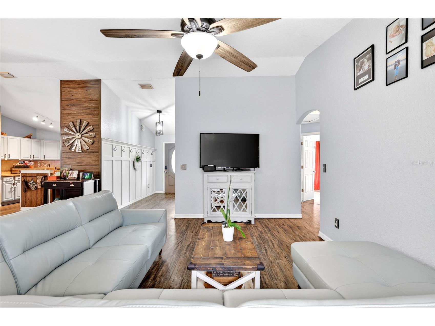 45 Larch Radial Ocala FL 34480 OM725885 image11