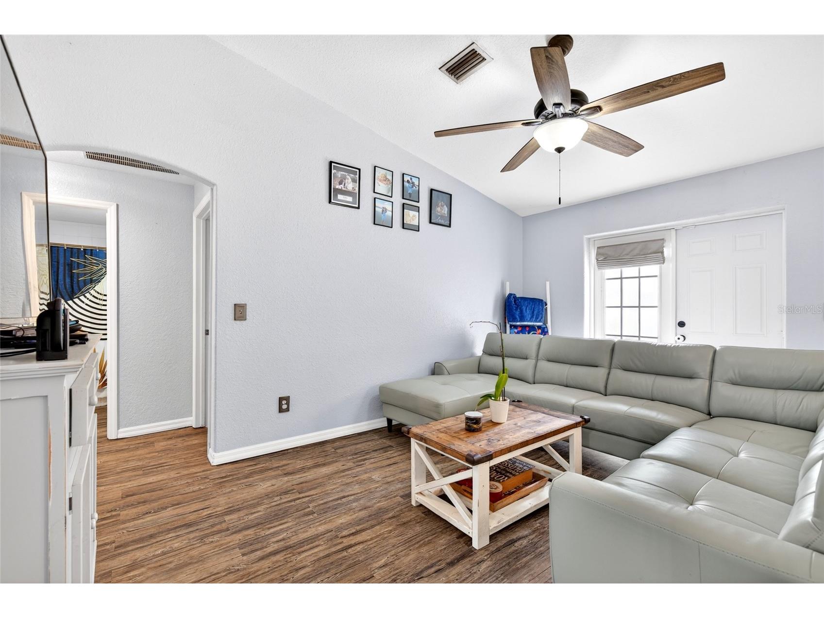 45 Larch Radial Ocala FL 34480 OM725885 image8