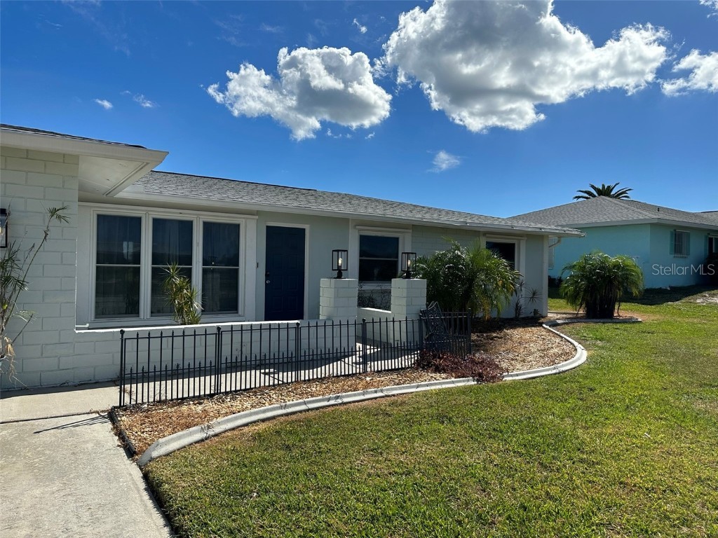 45 Oakland Hills Court Rotonda West FL 33947 D6137013 image2