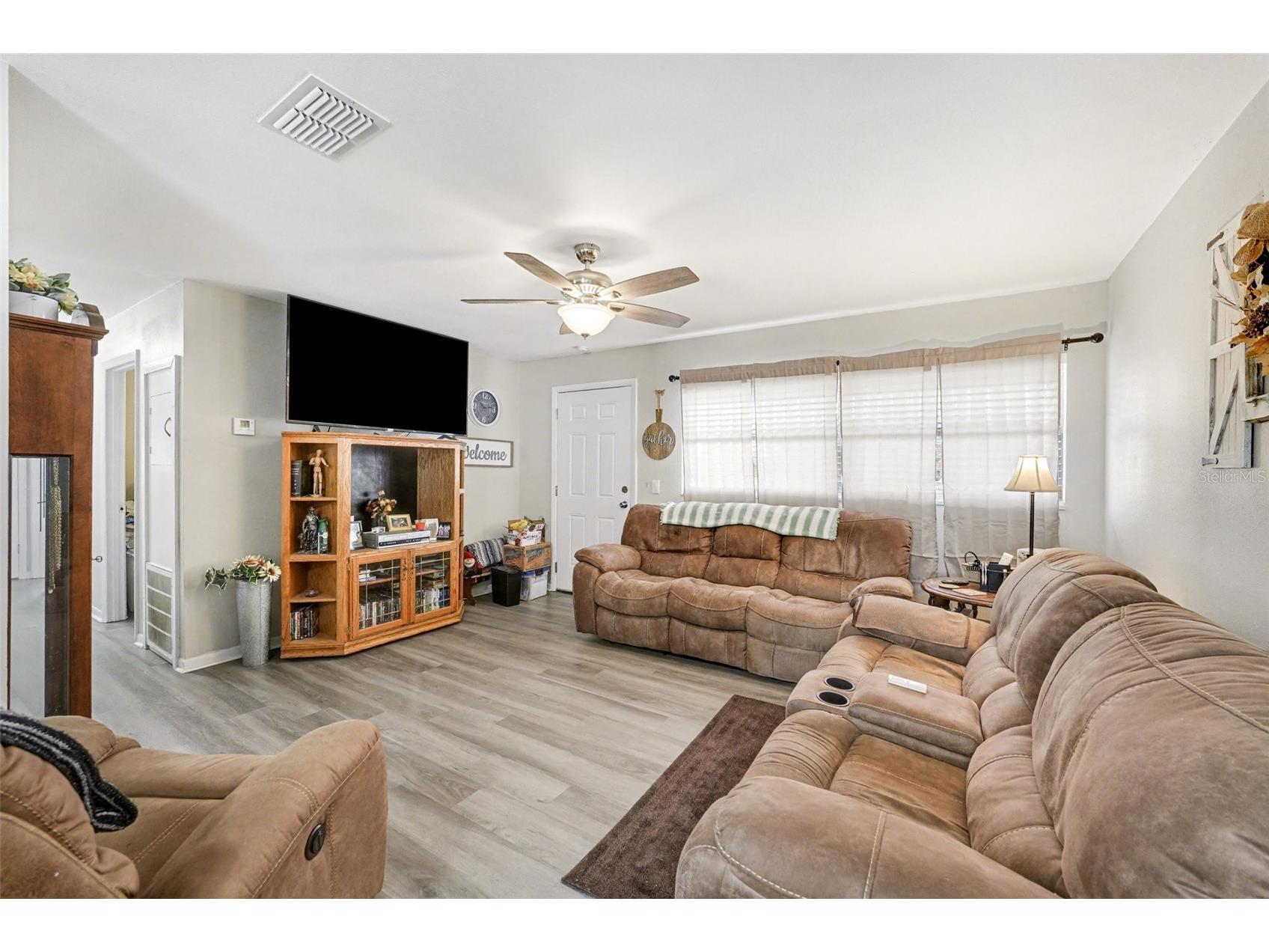 45 Queens Court Frostproof FL 33843 TB8455404 image8