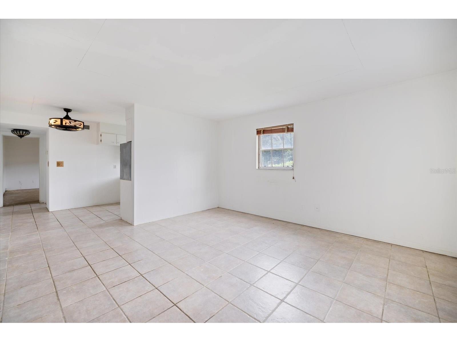 450 32nd Avenue N #106W Saint Petersburg FL 33704 A4695791 image4