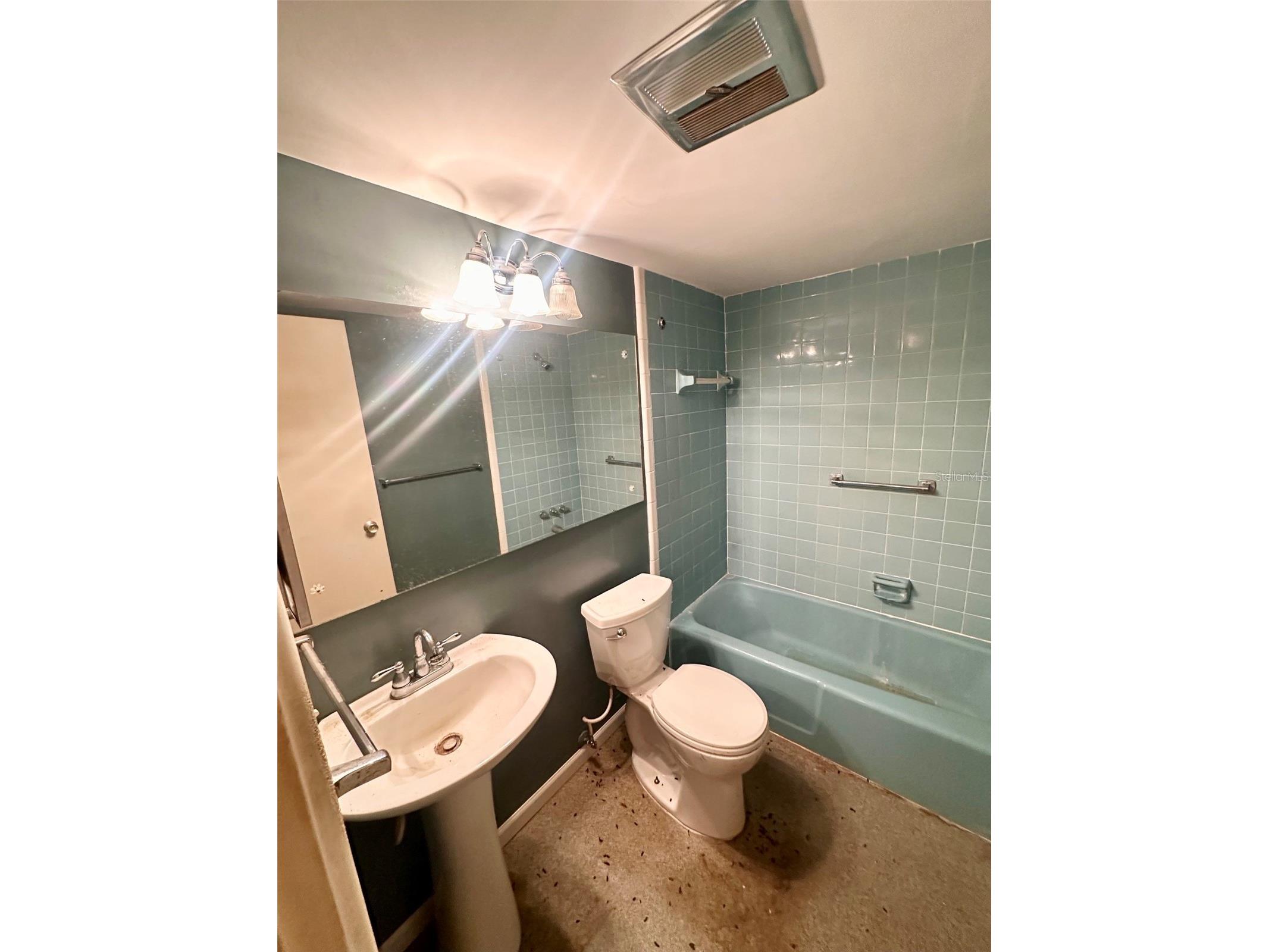 450 32nd Avenue N #107W Saint Petersburg FL 33704 TB8512980 image7