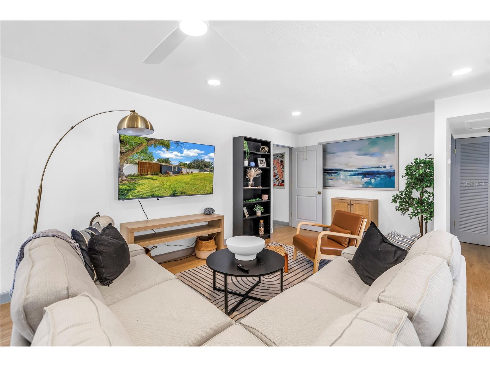 450 47th Street S Saint Petersburg FL 33711 TB8456251 image16