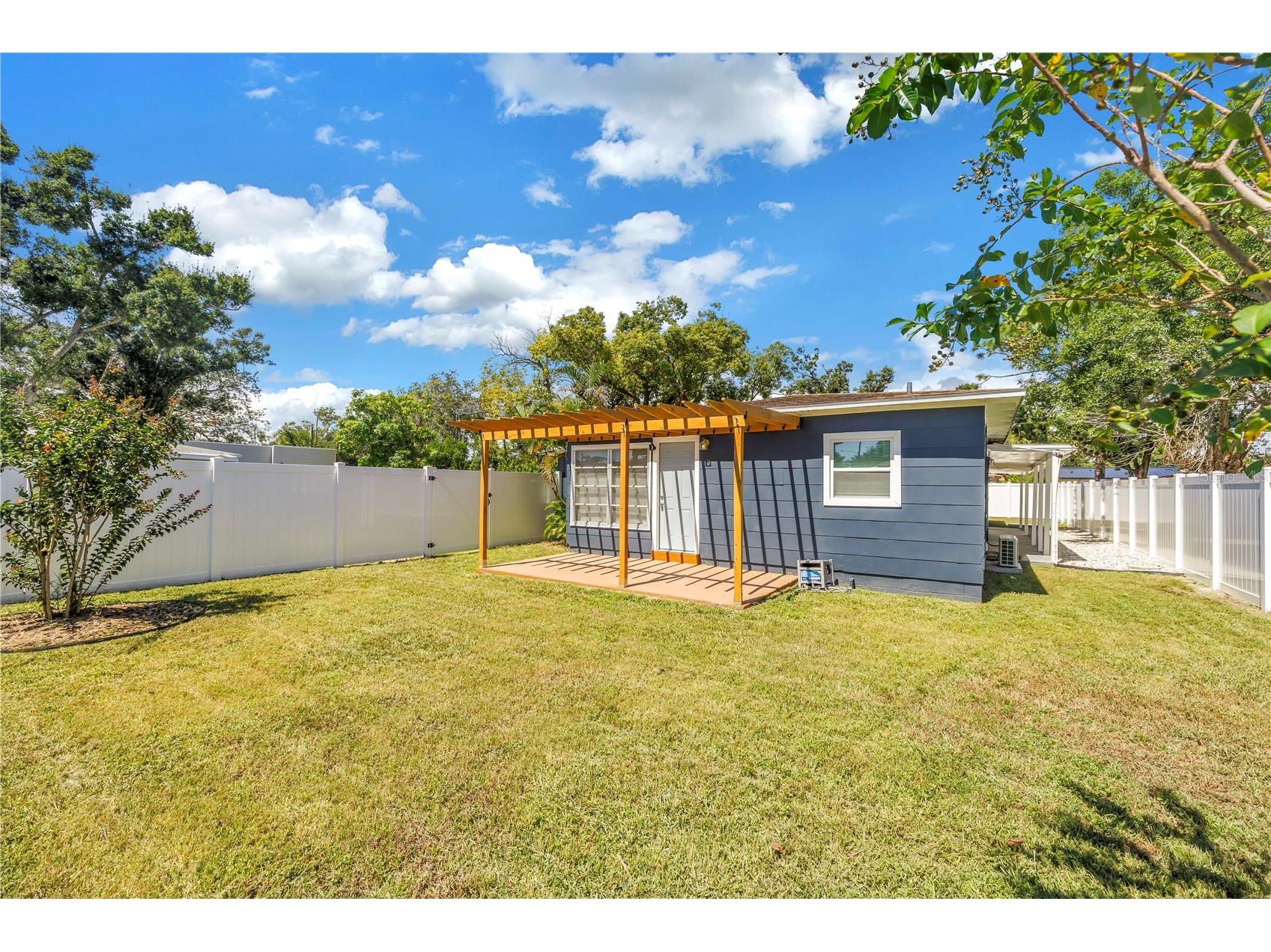 450 47th Street S Saint Petersburg FL 33711 TB8456251 image43