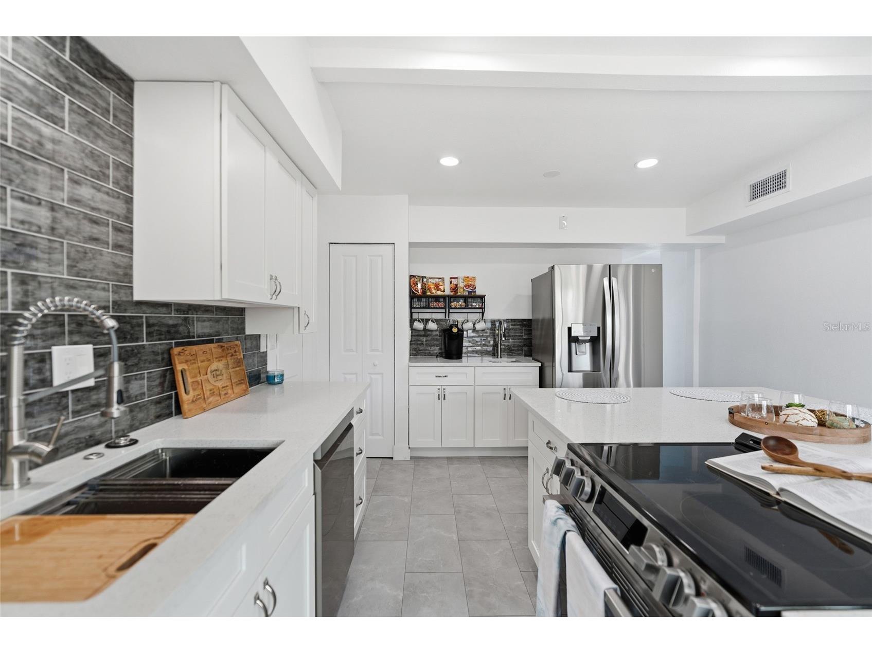 450 81st Avenue Saint Pete Beach FL 33706 A4662091 image11