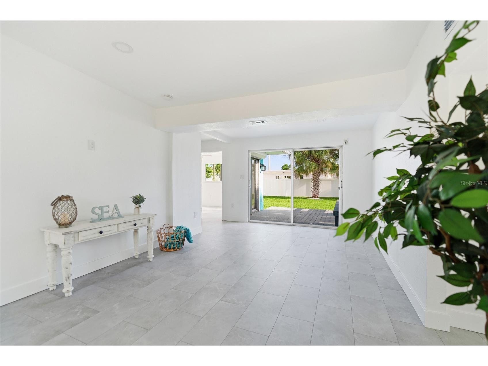 450 81st Avenue Saint Pete Beach FL 33706 A4662091 image15