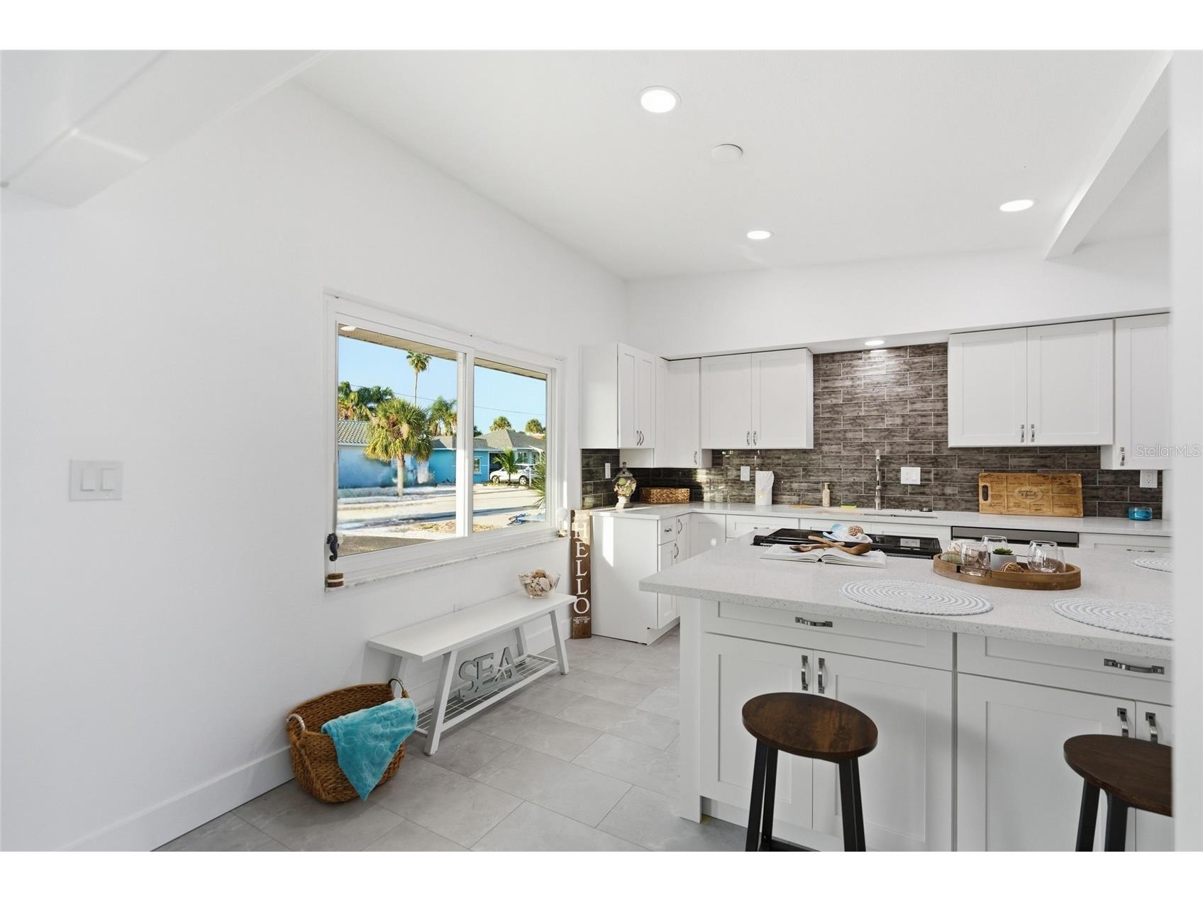 450 81st Avenue Saint Pete Beach FL 33706 A4662091 image9