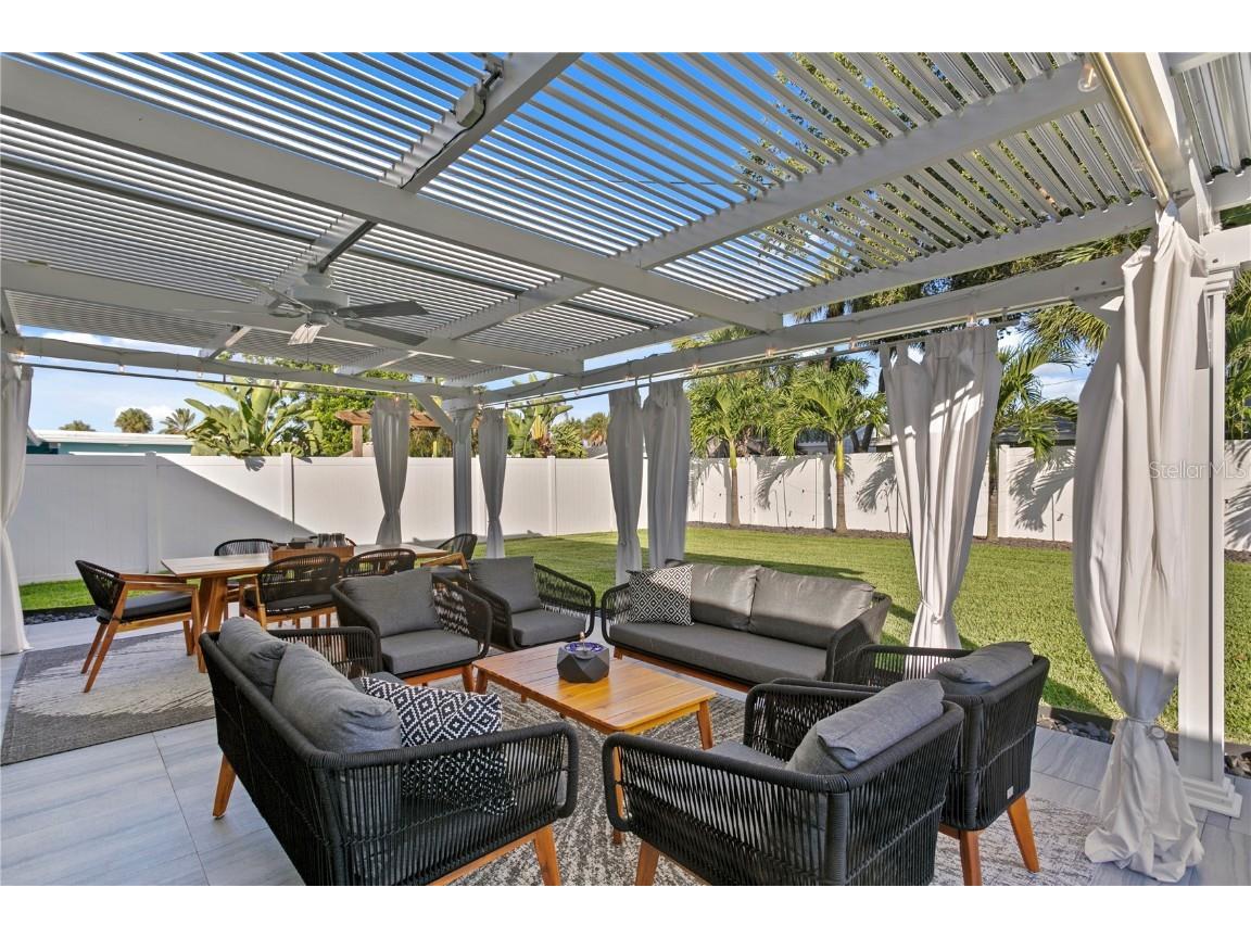 450 82nd Avenue Saint Pete Beach FL 33706 U8250355 image1