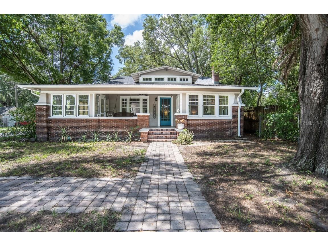 450 Avenue C Ne Winter Haven FL 33881 L4937441 image1