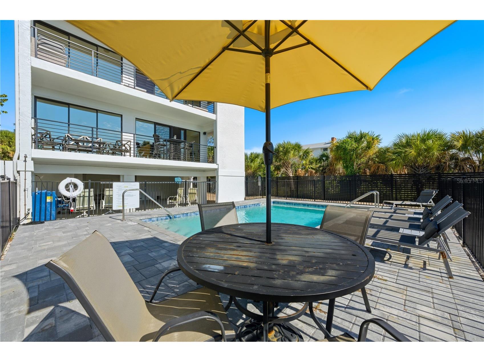 450 Beach Road #3 Sarasota FL 34242 - GULF OF AMERICA A4682792 image10