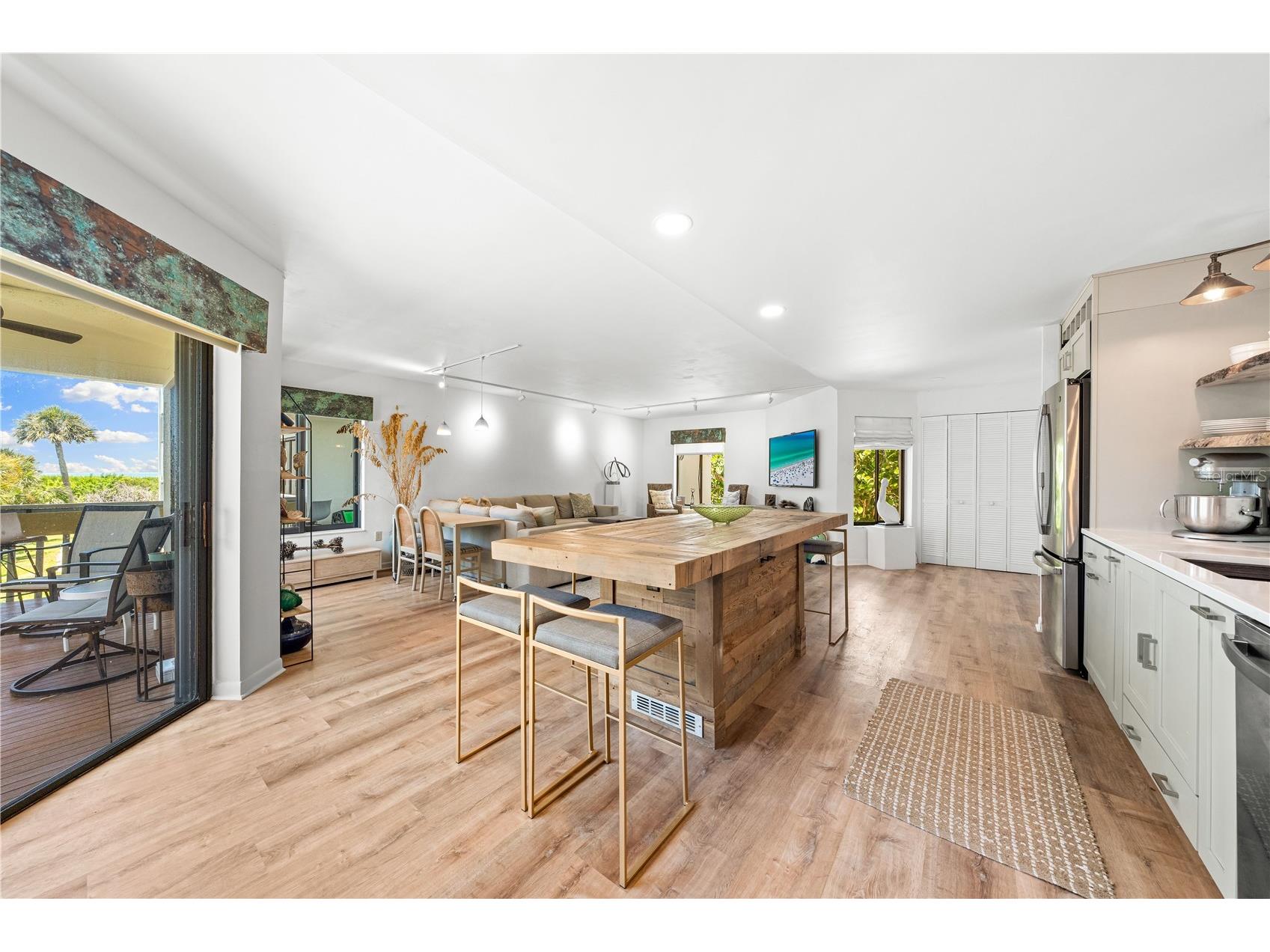 450 Beach Road #3 Sarasota FL 34242 - GULF OF AMERICA A4682792 image24