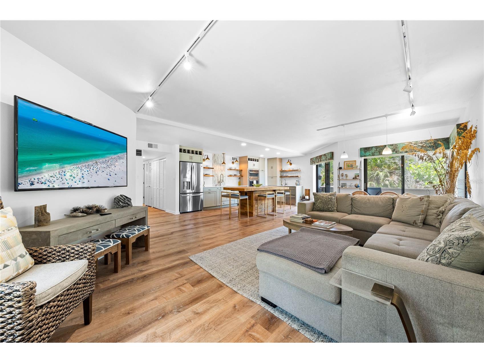 450 Beach Road #3 Sarasota FL 34242 - GULF OF AMERICA A4682792 image27