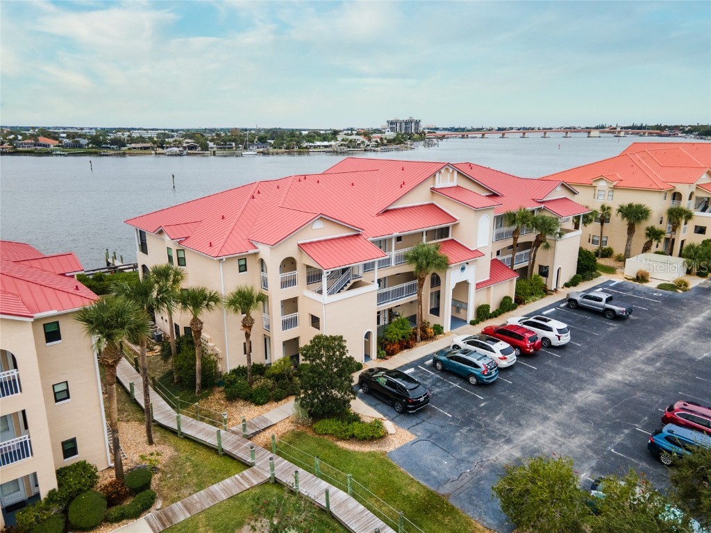 450 Bouchelle Drive #202 New Smyrna Beach FL 32169 O6160354 image1