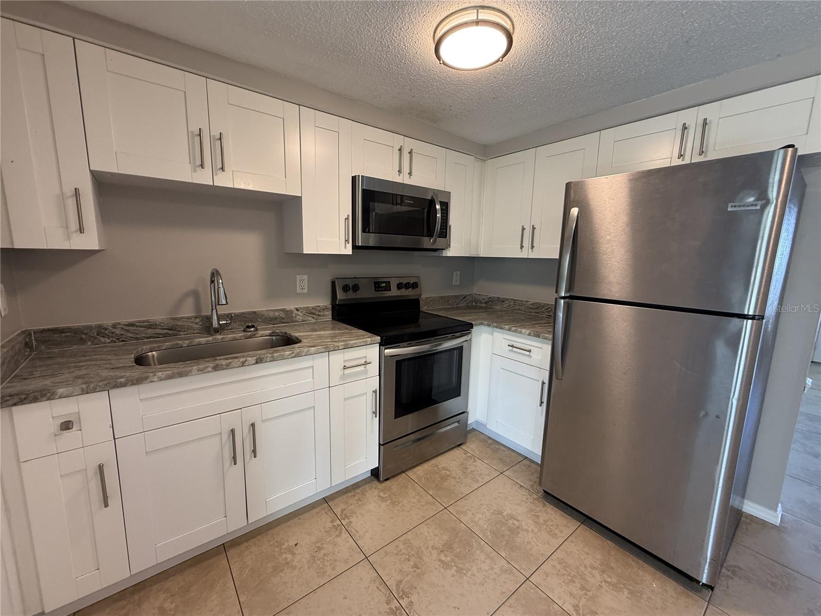 450 Briarwood Road Venice FL 34293 A4686711 image5