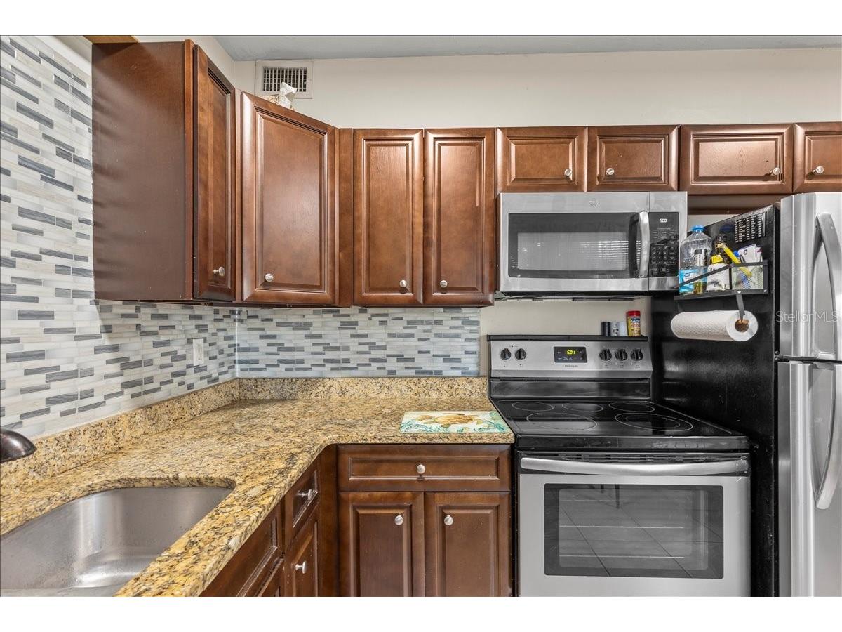 450 Card Avenue Holly Hill FL 32117 FC315617 image10