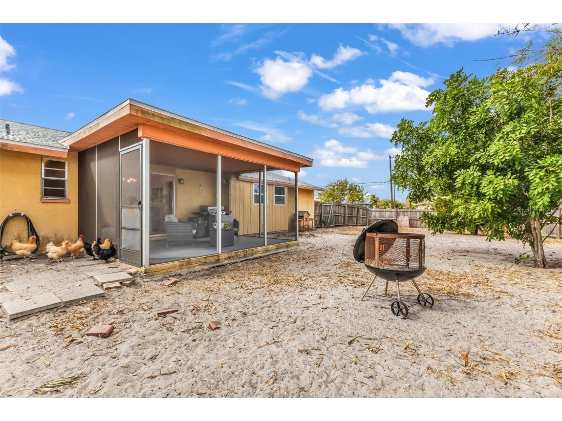 450 Church Avenue NW Port Charlotte FL 33952 C7517320 image26