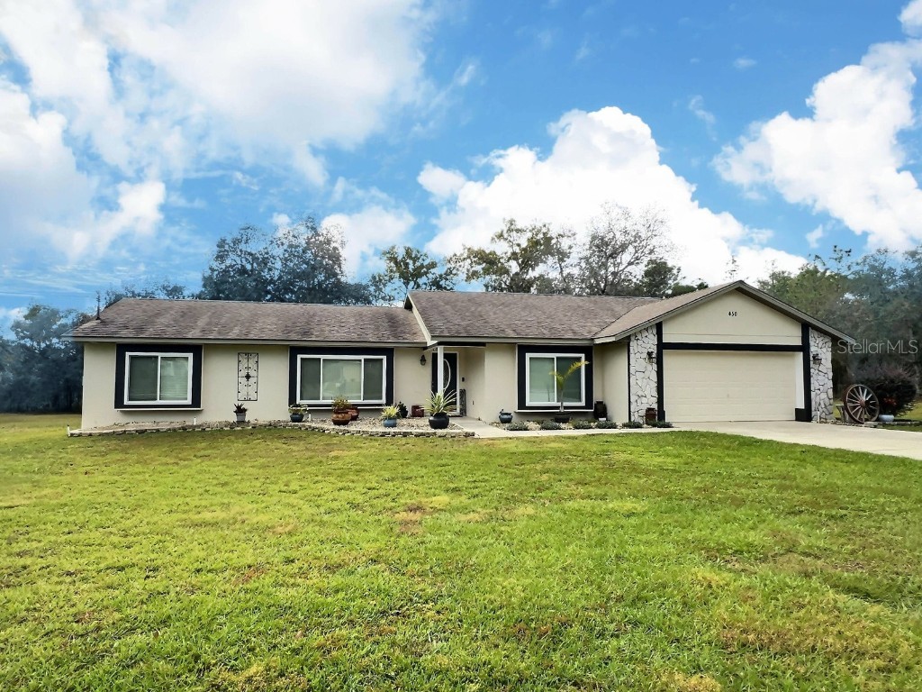 450 E Lancaster Street Lecanto FL 34461 OM668564 image1
