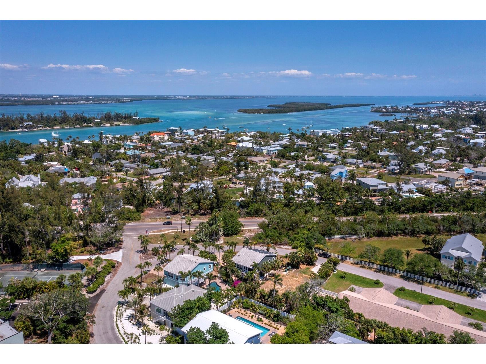 450 Firehouse Court Longboat Key FL 34228 A4691704 image16