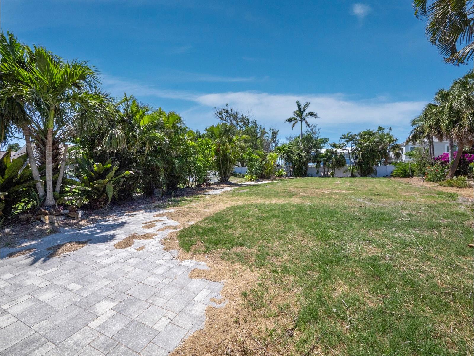 450 Firehouse Court Longboat Key FL 34228 A4691704 image2