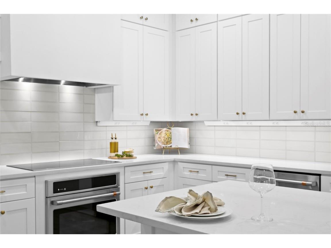 450 Gilman Place N Saint Petersburg FL 33716 TB8448279 image17