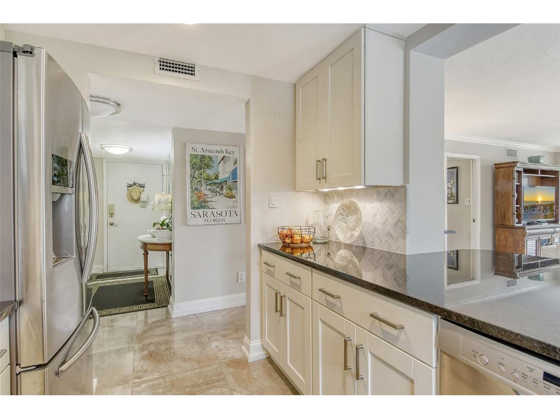 450 Gulf Of Mexico Drive #B207 Longboat Key FL 34228 - SARASOTA BAY A4667364 image13