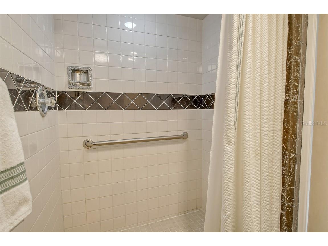 450 Gulf Of Mexico Drive #B207 Longboat Key FL 34228 - SARASOTA BAY A4667364 image17