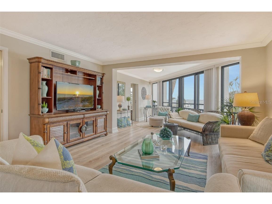 450 Gulf Of Mexico Drive #B207 Longboat Key FL 34228 - SARASOTA BAY A4667364 image5