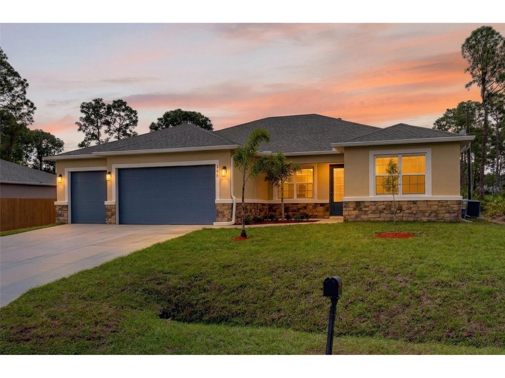 450 Hammond Street SW Palm Bay FL 32908 OM721297 image1