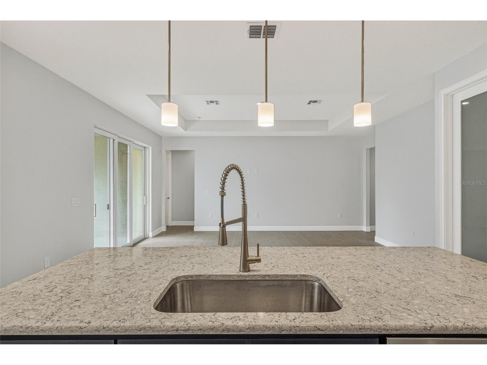 450 Hammond Street SW Palm Bay FL 32908 OM721297 image21