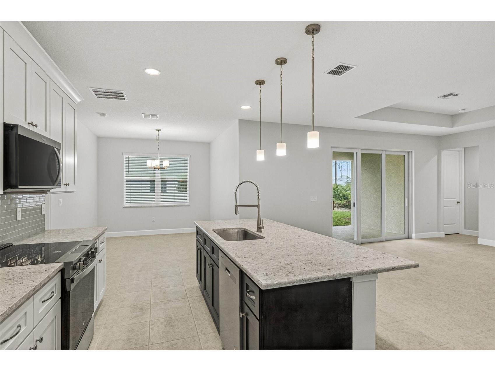 450 Hammond Street SW Palm Bay FL 32908 OM721297 image22