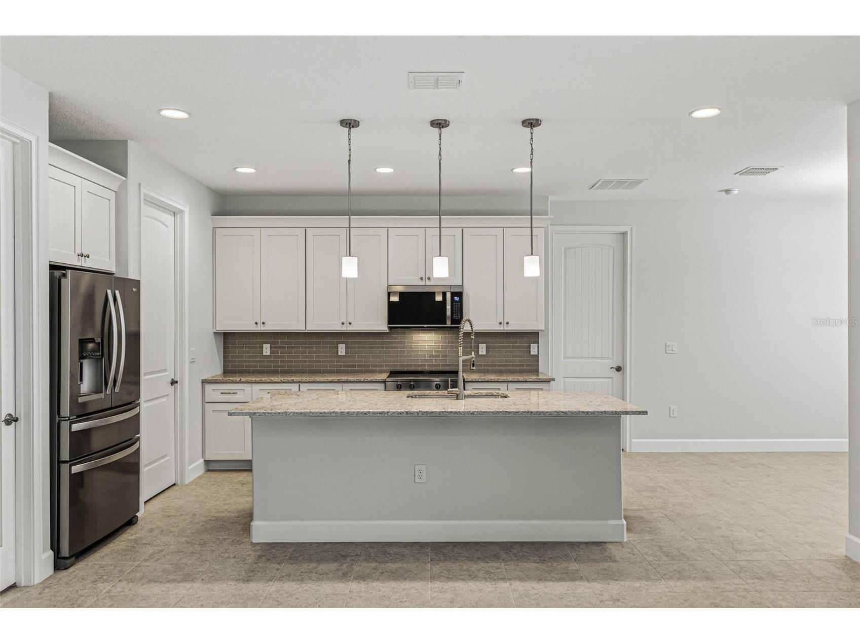 450 Hammond Street SW Palm Bay FL 32908 OM721297 image26
