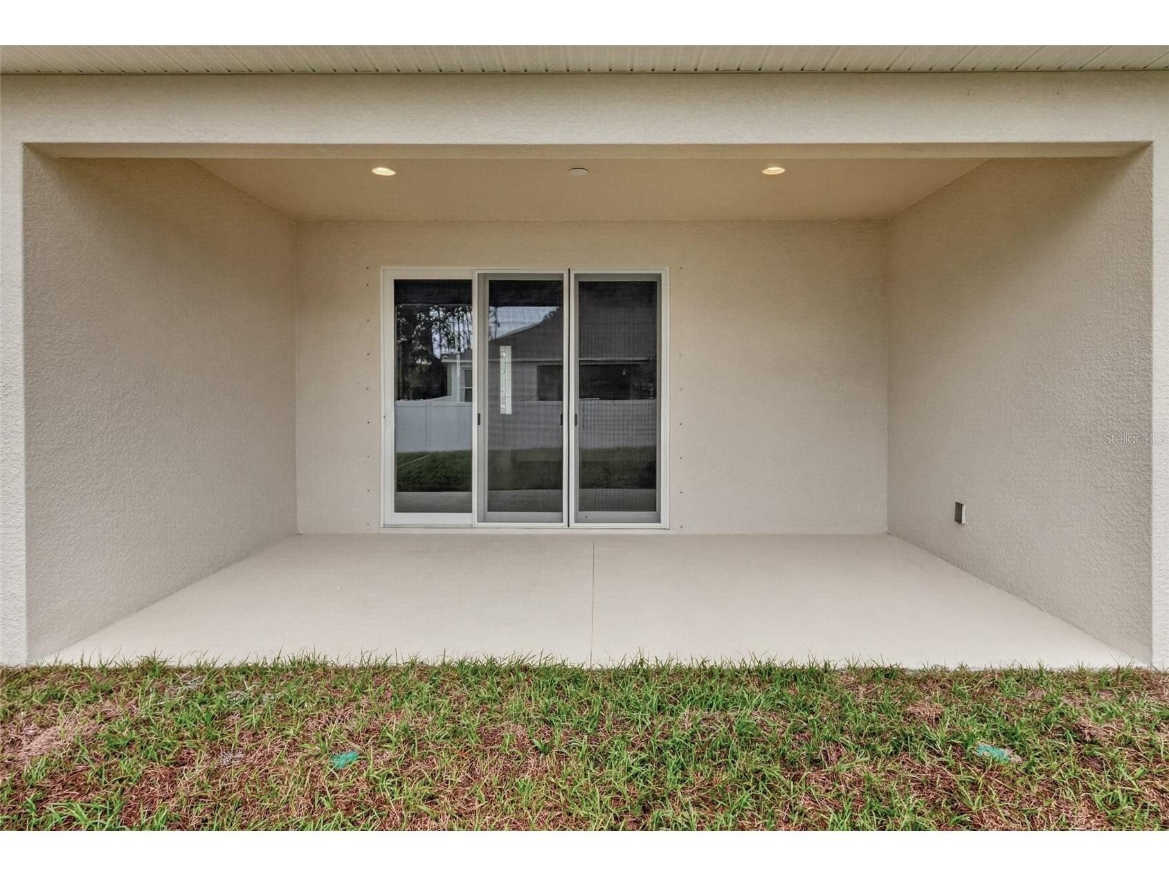 450 Hammond Street SW Palm Bay FL 32908 OM721297 image9