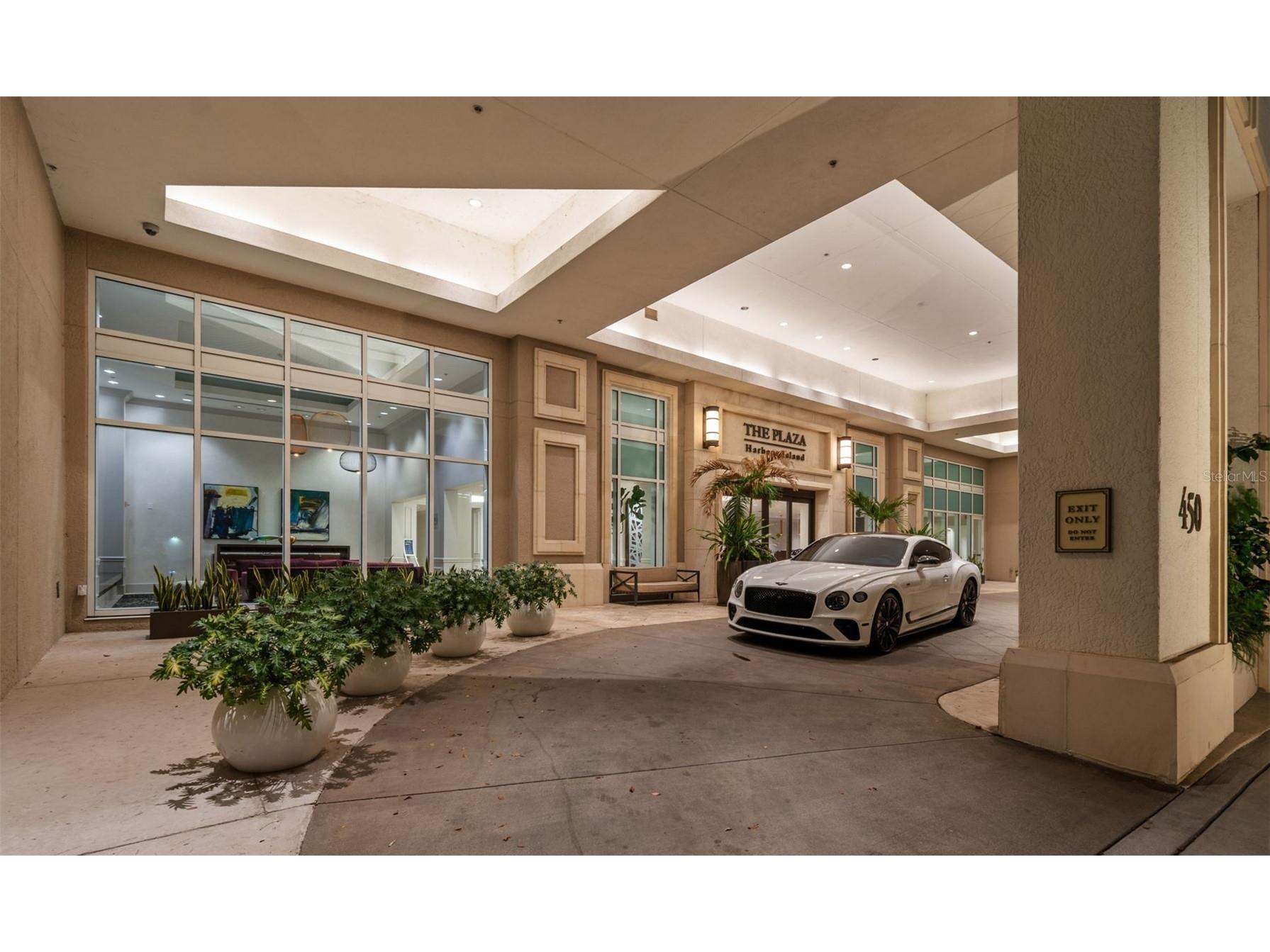 450 Knights Run Avenue #2004 Tampa FL 33602 TB8497076 image2