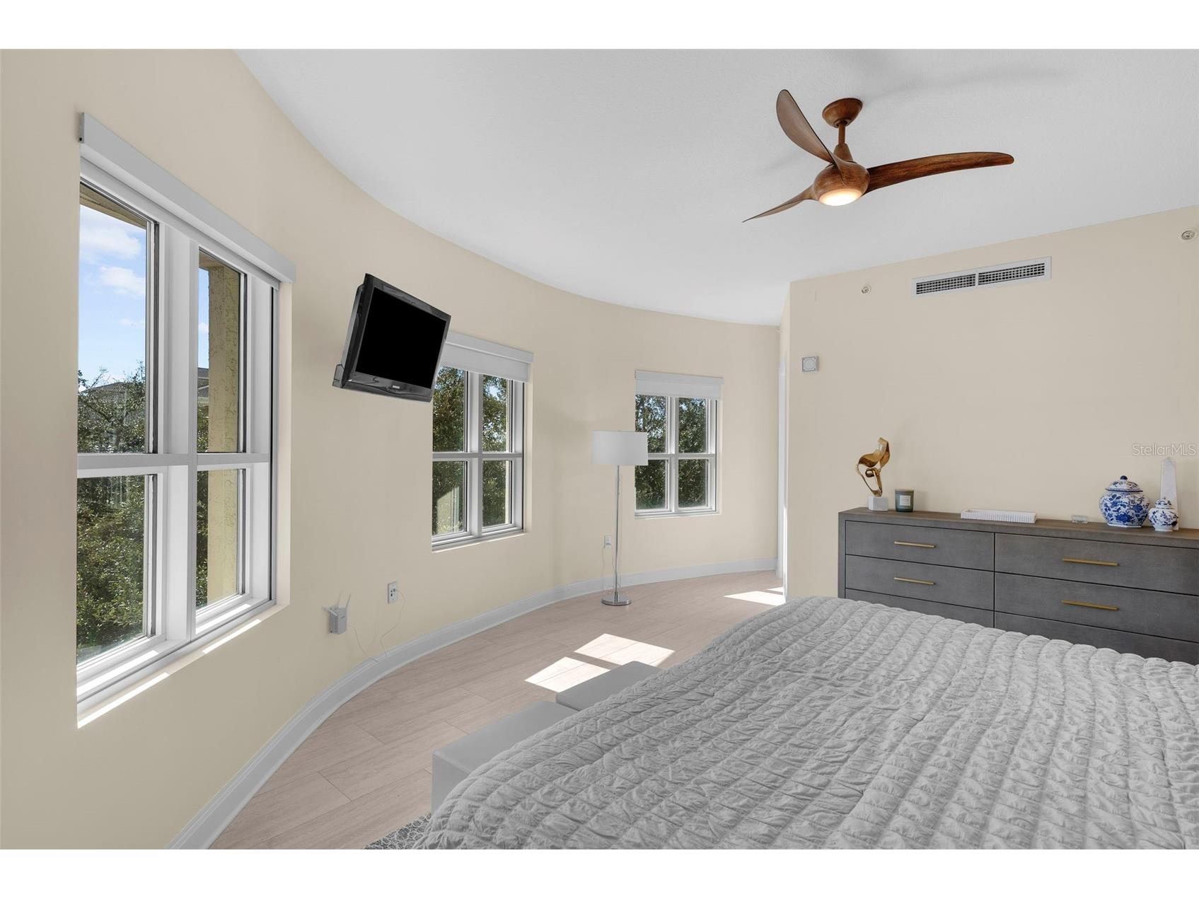 450 Knights Run Avenue #405 Tampa FL 33602 TB8526381 image35