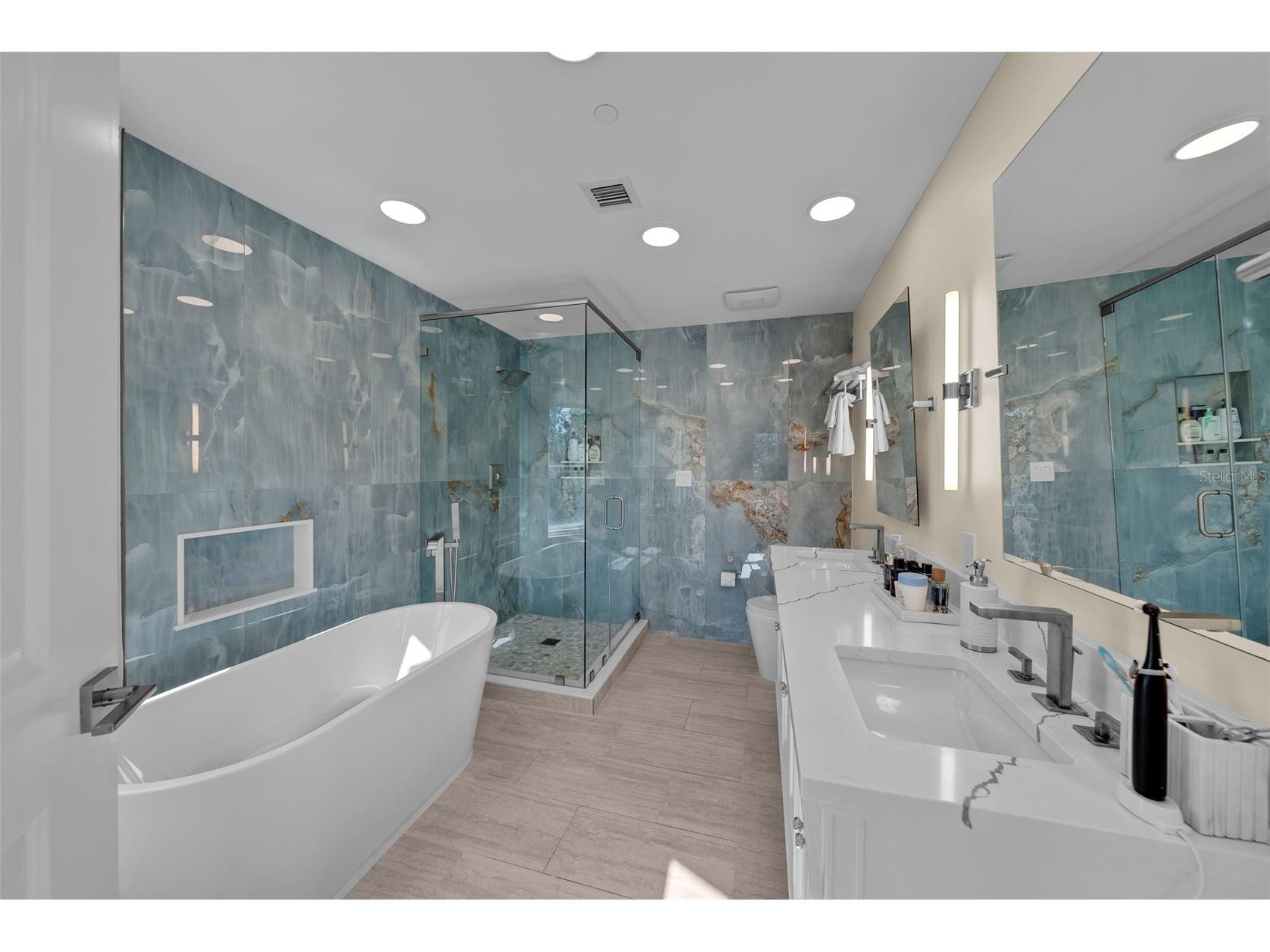 450 Knights Run Avenue #405 Tampa FL 33602 TB8526381 image36