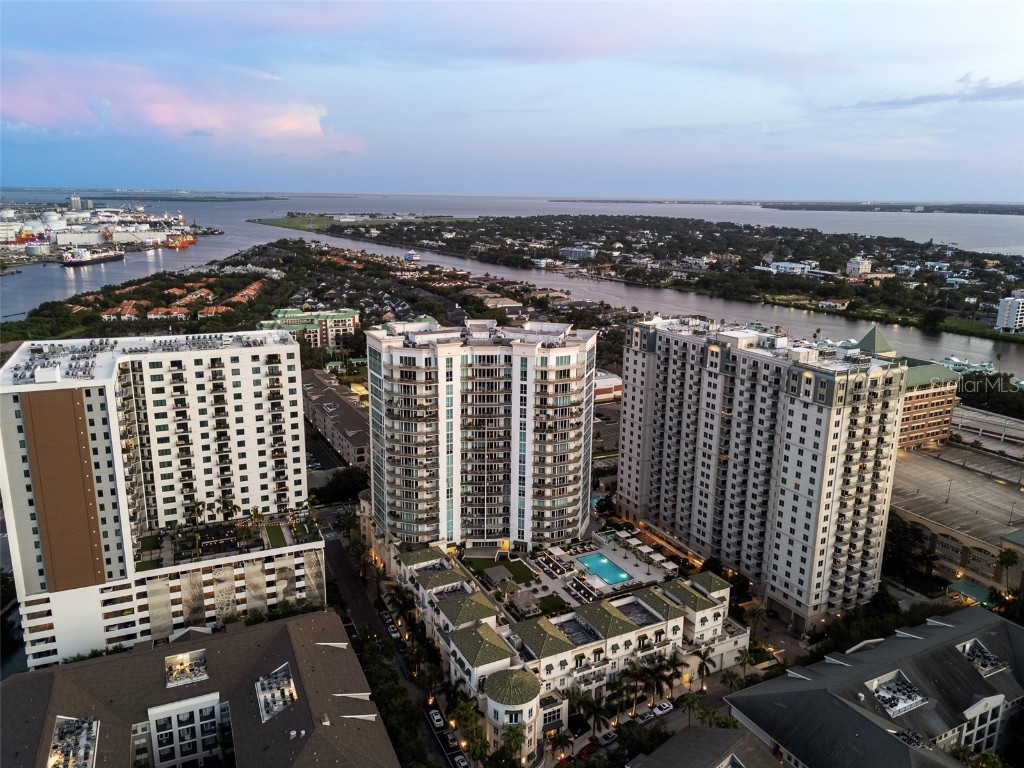 450 Knights Run Avenue #704 Tampa FL 33602 TB8410462 image1