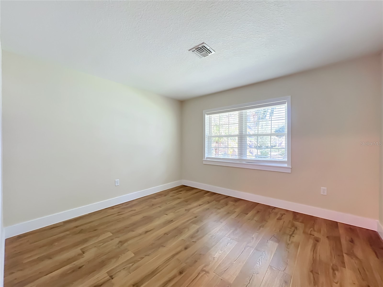 450 Liberty Avenue #3 Mount Dora FL 32757 G5114260 image24
