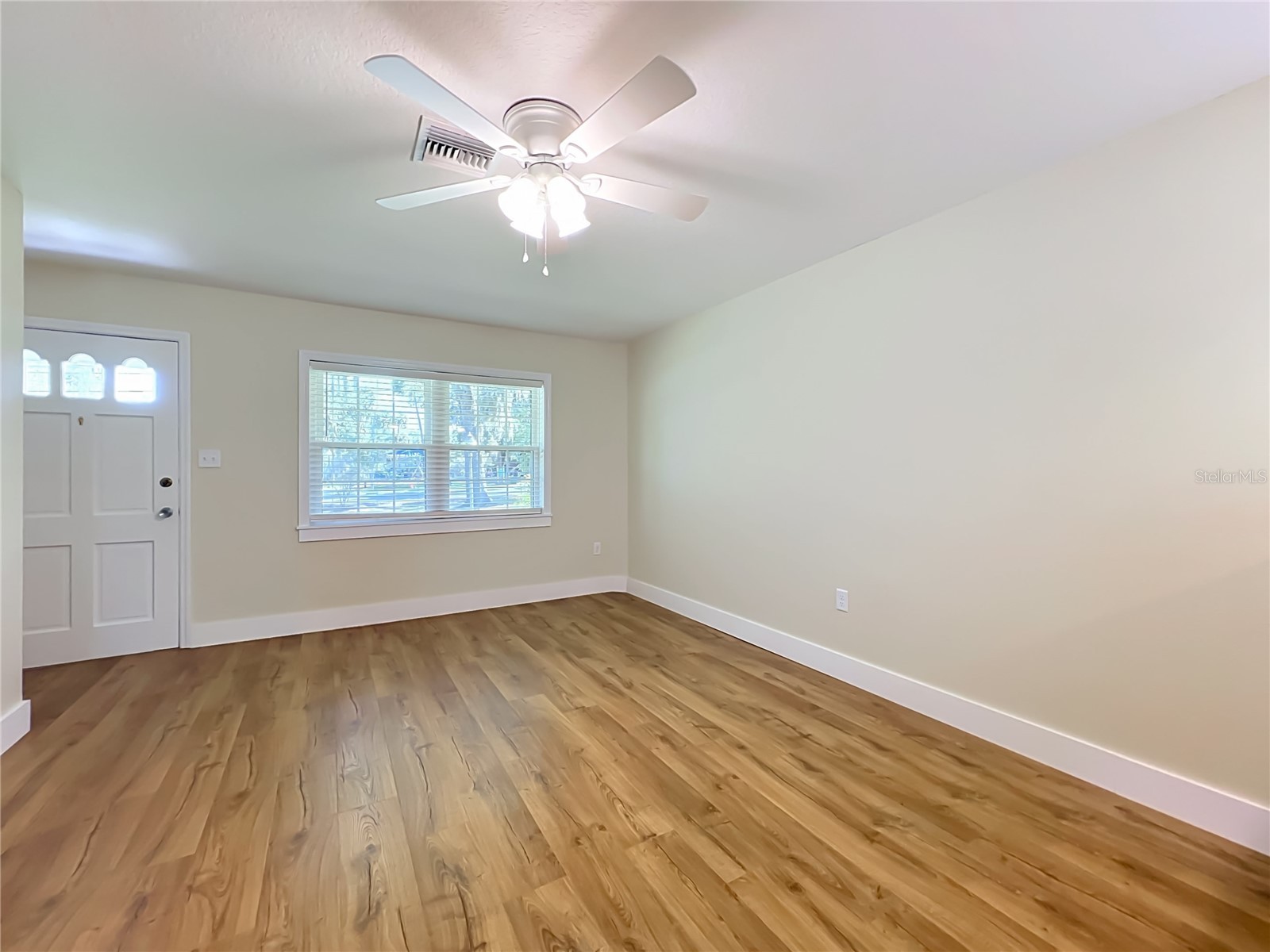 450 Liberty Avenue #3 Mount Dora FL 32757 G5114260 image7