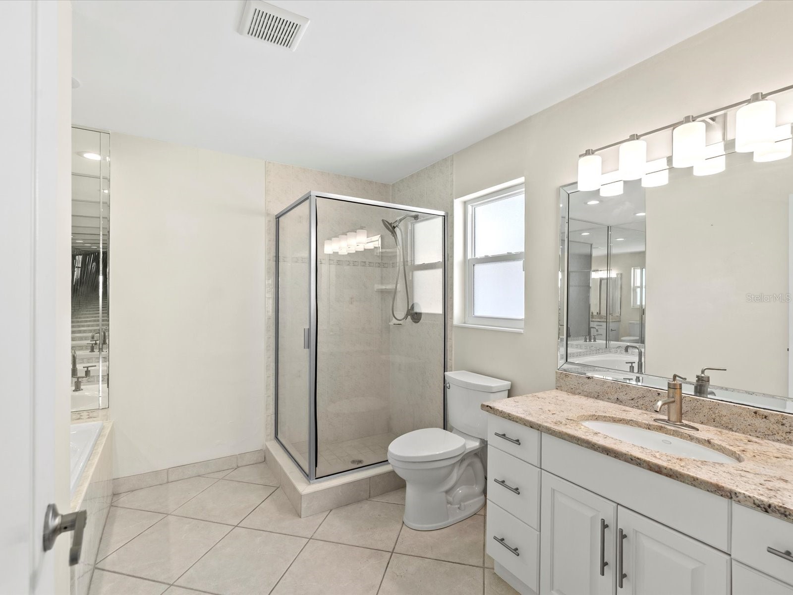 450 Palm Island NE Clearwater Beach FL 33767 - INTRACOASTAL WATERWAY TB8468677 image13