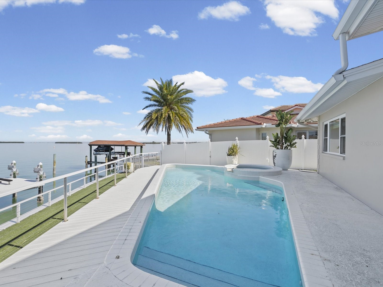 450 Palm Island NE Clearwater Beach FL 33767 - INTRACOASTAL WATERWAY TB8468677 image24