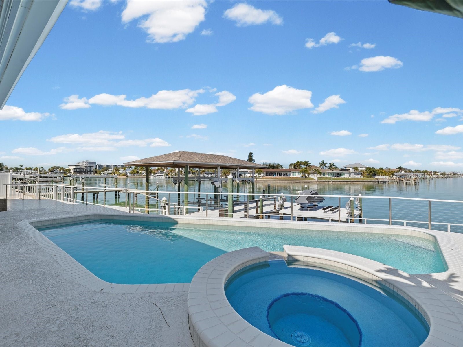 450 Palm Island NE Clearwater Beach FL 33767 - INTRACOASTAL WATERWAY TB8468677 image25