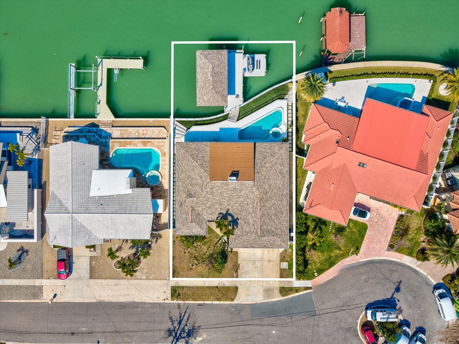 450 Palm Island NE Clearwater Beach FL 33767 - INTRACOASTAL WATERWAY TB8468677 image3