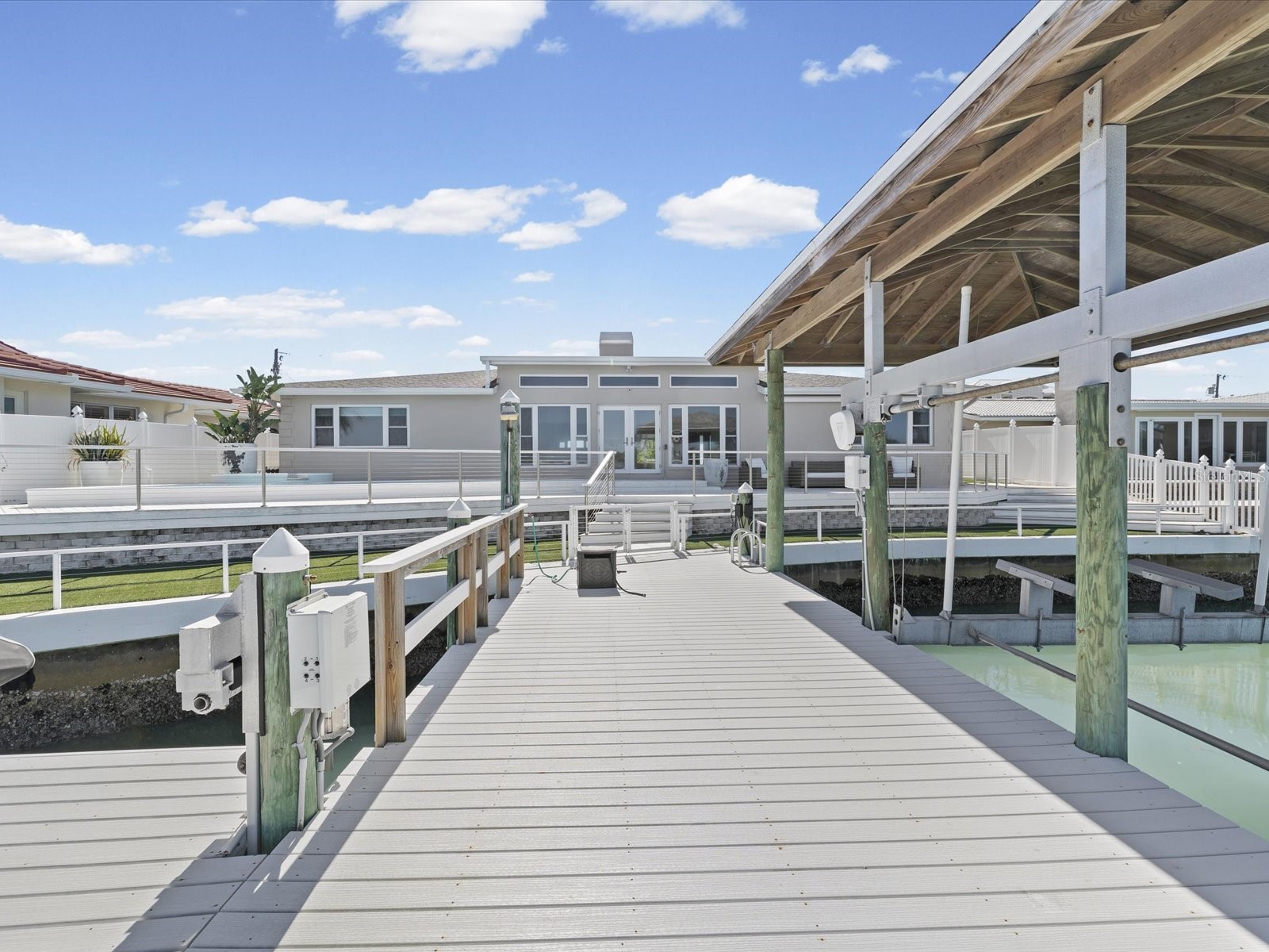 450 Palm Island NE Clearwater Beach FL 33767 - INTRACOASTAL WATERWAY TB8468677 image32