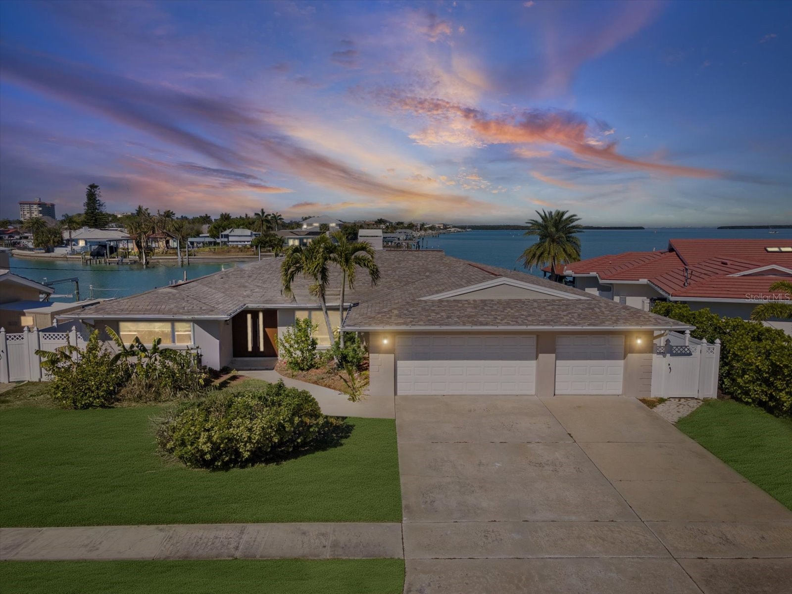 450 Palm Island NE Clearwater Beach FL 33767 - INTRACOASTAL WATERWAY TB8468677 image53