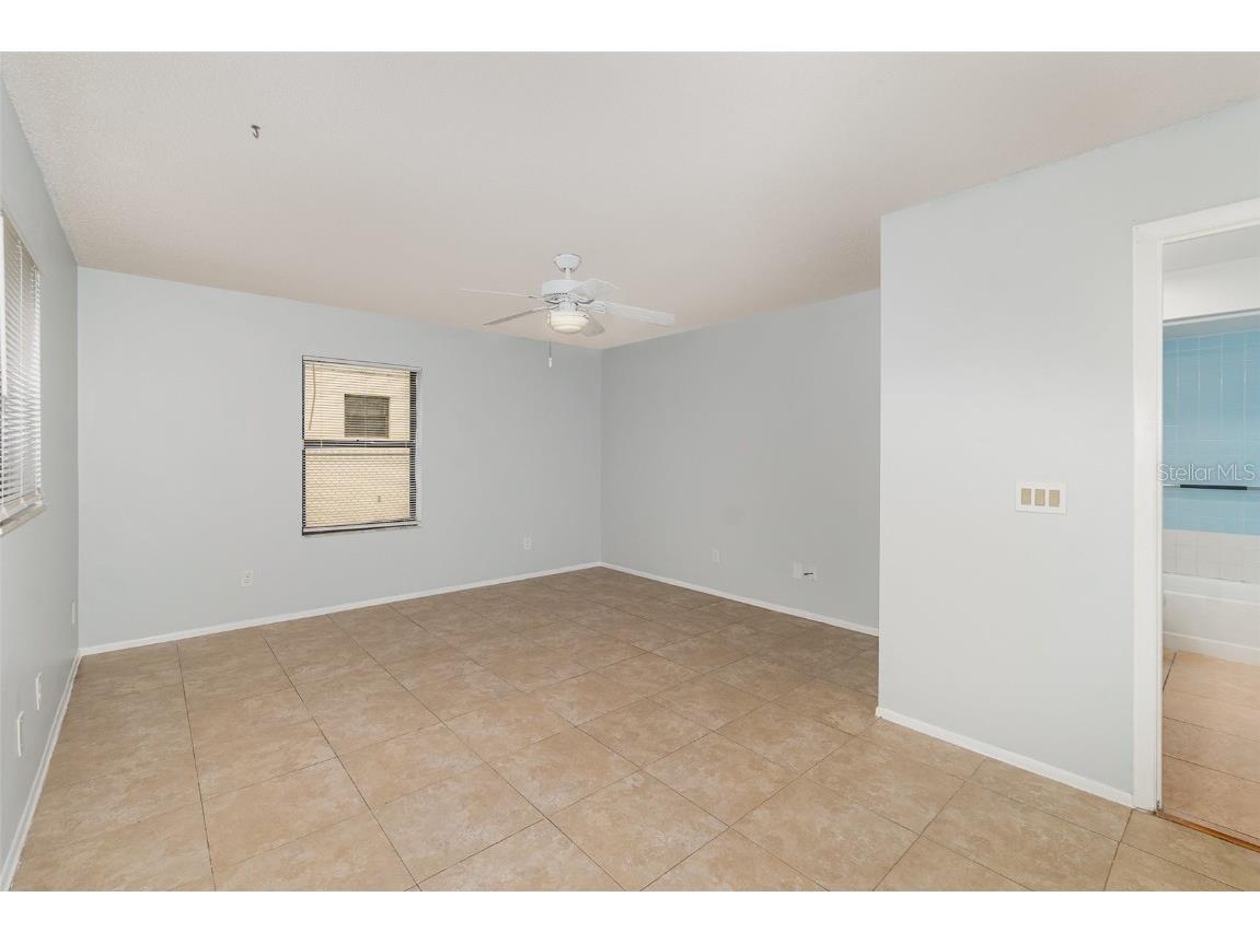 450 S Buena Vista Avenue Orlando FL 32835 O6310912 image8