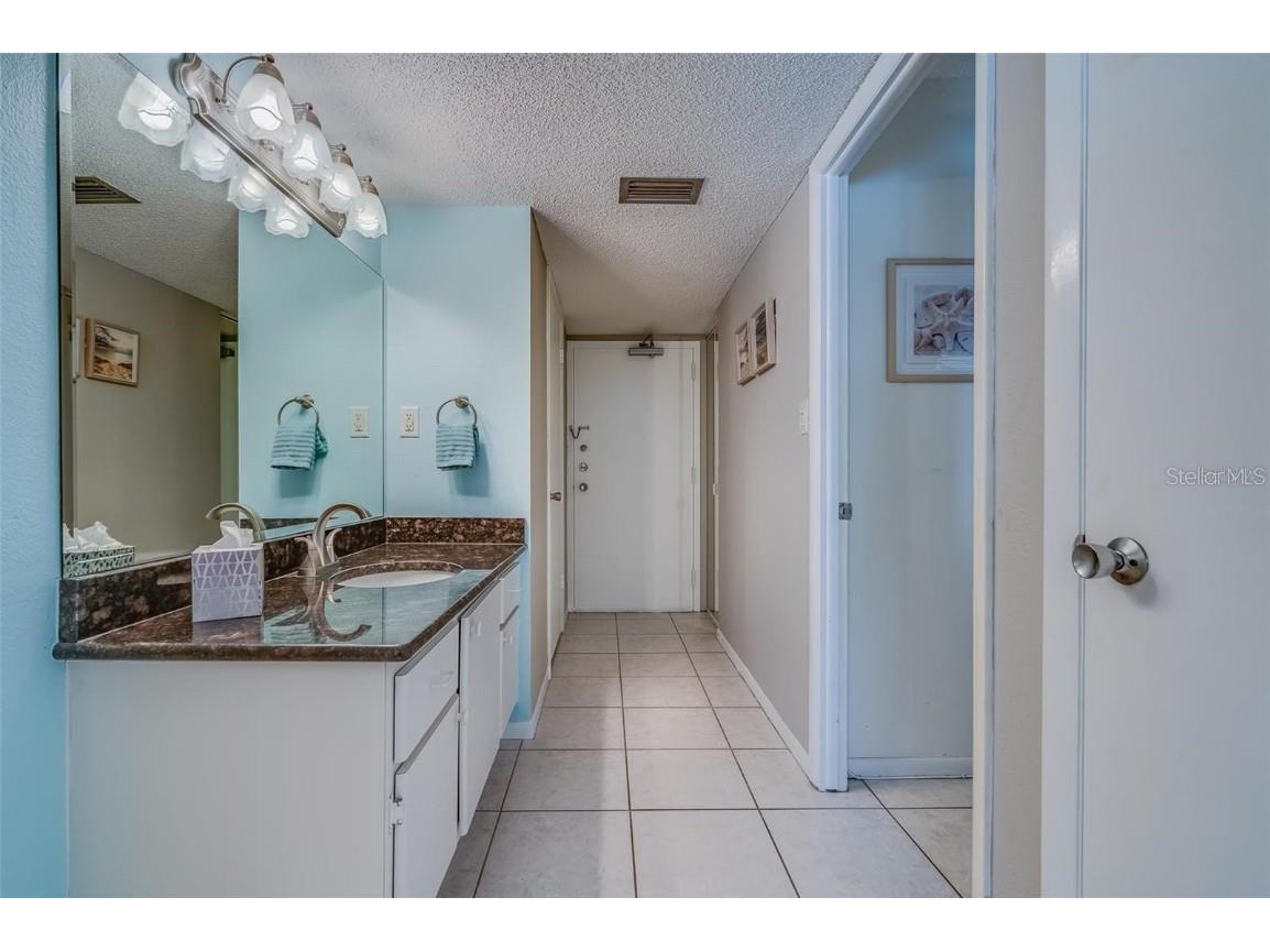 450 S Gulfview Boulevard #1107 Clearwater FL 33767 TB8423598 image25