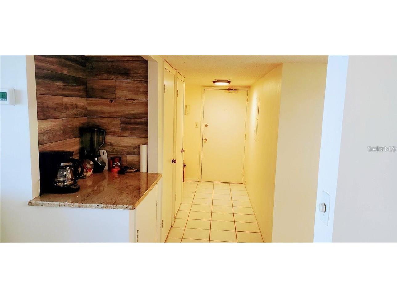450 S Gulfview Boulevard #1404 Clearwater Beach FL 33767 TB8389011 image5