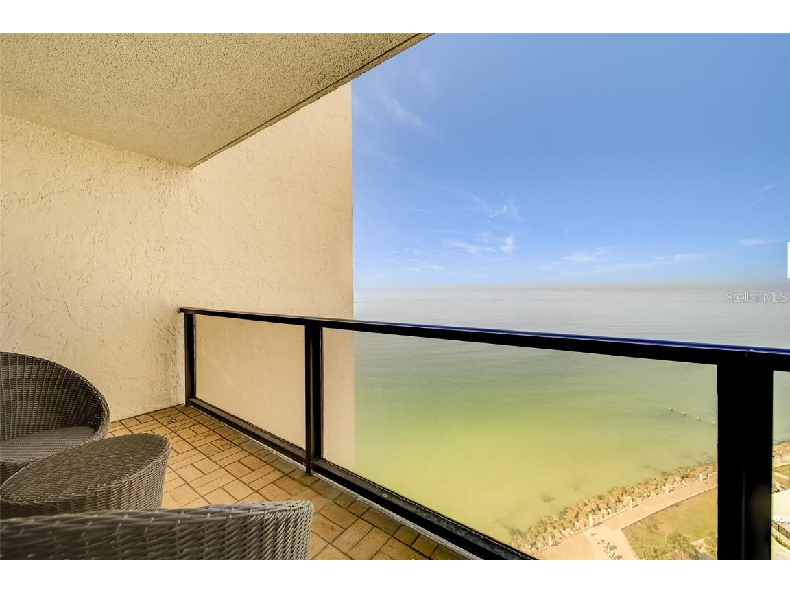 450 S Gulfview Boulevard #1605 Clearwater FL 33767 TB8341852 image1